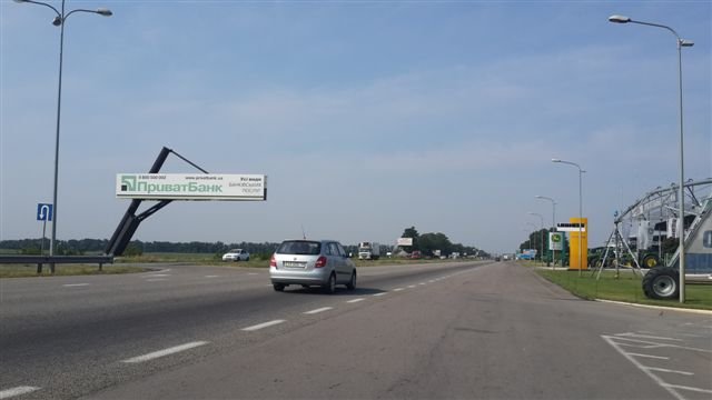 Суперсайт/Мегаборд, Трассы, Харьковская трассе (Донецкое шоссе), в город, перед п.Подгороднее,  возле SanRay