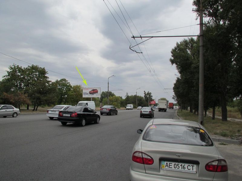 Билборд/Щит, Днепр, ул. Набережная Заводская (возле мемориала). Движение в центр с ж/м Диевка 1-2, Сухачевка, Таромское, Красный Камень, Парус 1-2