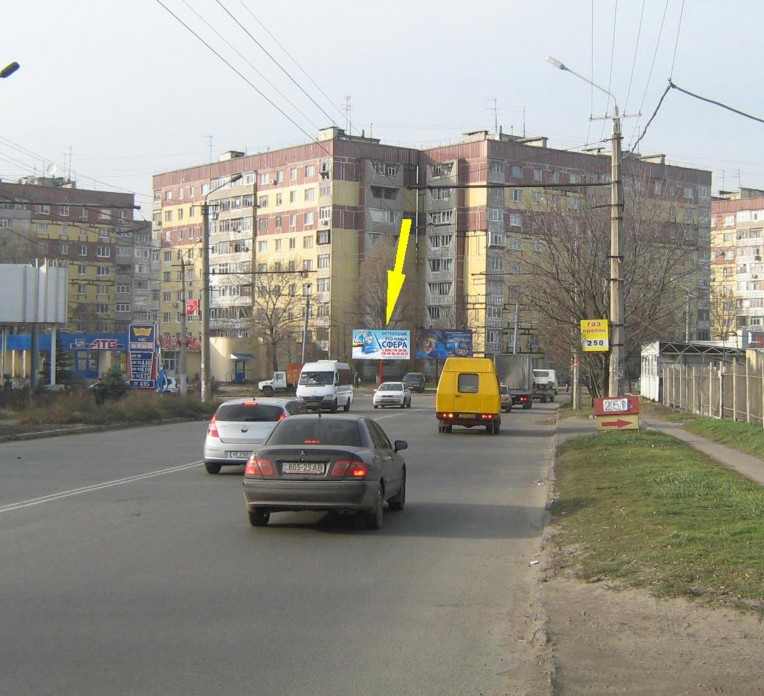 Билборд/Щит, Днепр, ул. Г. Гражданской войны, 5 (ул.Калиновая) перед Березинским рынком. "АТБ", АЗС. К мегамаркетам "Караван","Сильпо", "Комфи"