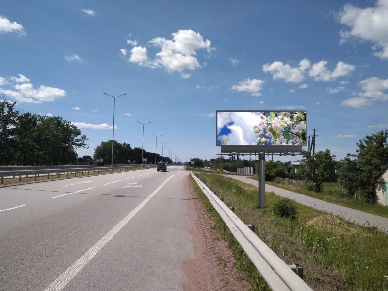 Билборд/Щит, Трассы, Трасса М-06 Киев-Чоп ,км175+100 справа, с.Мартыновка