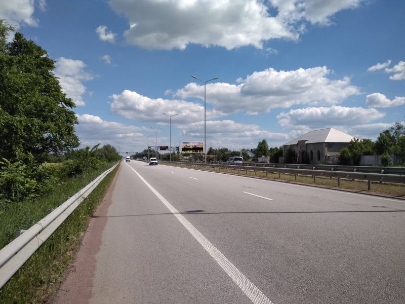 Билборд/Щит, Трассы, Трасса М-06 Киев-Чоп ,км.176+400 слева, с.Мартыновка