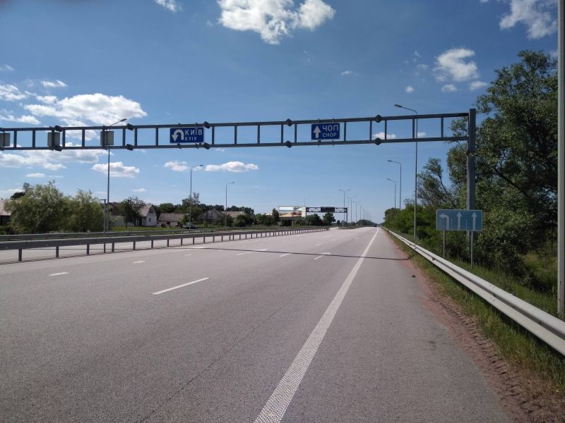 Билборд/Щит, Трассы, Трасса М-06 Киев-Чоп ,км.176+400 слева, с.Мартыновка