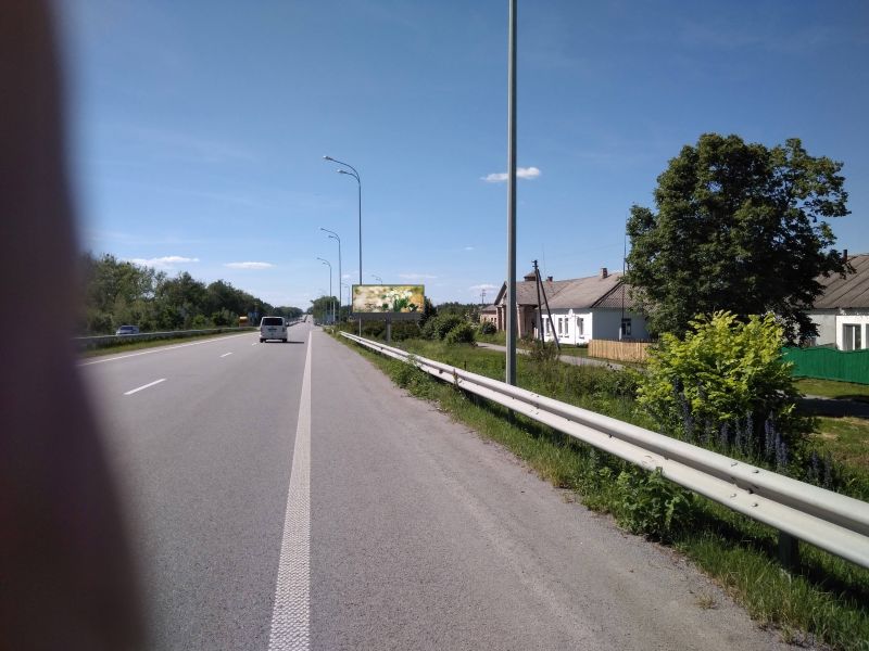 Билборд/Щит, Трассы, Трасса М-06 Киев-Чоп ,км.211+400 справа, с.Броники 100м.АЗС "WOG"