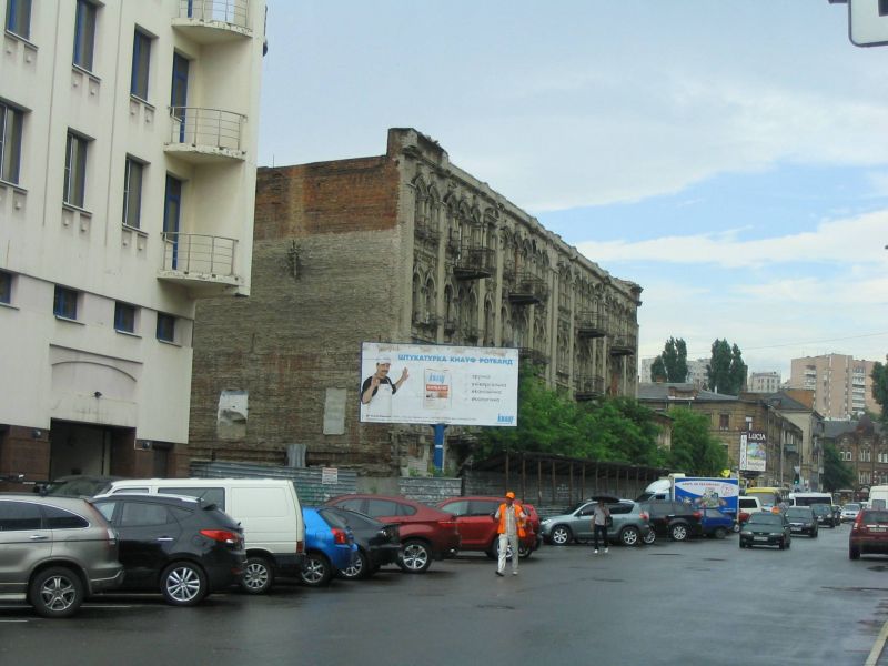 Билборд/Щит, Днепр, угол Харьковской/Глинки, (центр - напротив ТЦ Мост сити центра и апелляционного суда), Б