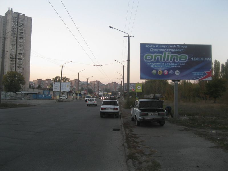 Билборд/Щит, Днепр, ул.Набережная Победы, 118 (Р-н ж/м Победа -4 - напротив Лоцманского рынка, по движению к Макдональдсу (круг Победа), цирку), А