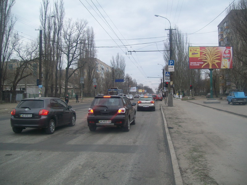 Билборд/Щит, Днепр, Ул. Калиновая, 38, На Светофоре