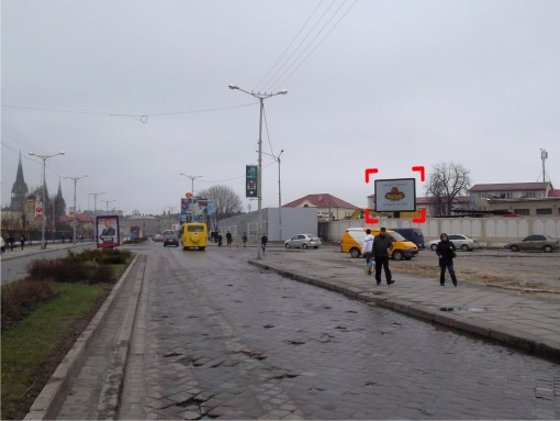 Беклайт, Львов, Чернівецька,11, розмір 3 х 4 м.