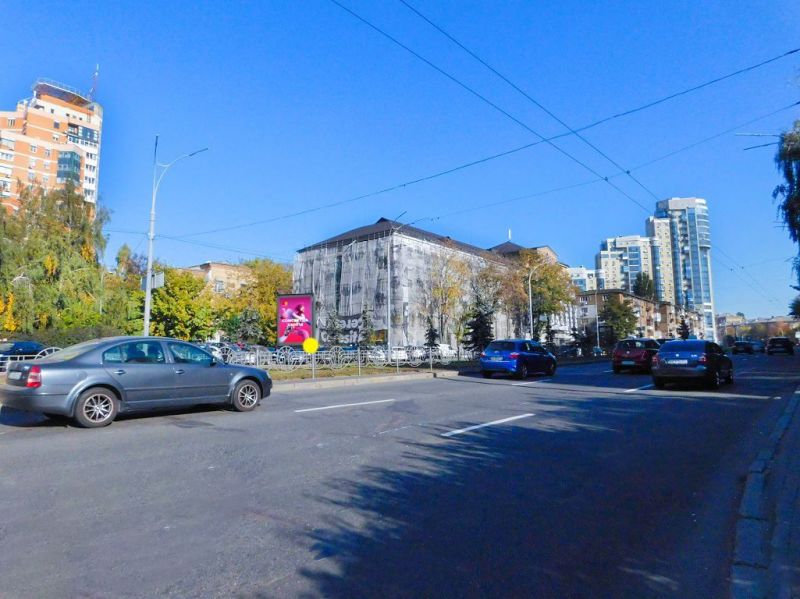 Скролл/Ситилайт, Киев, Алмазова генерала вул. 6