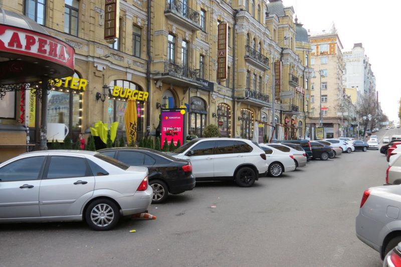 Скролл/Ситилайт, Киев, Бессарабська площа біля буд. 1/3 №2