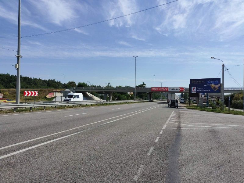 Билборд/Щит, Трассы, Київська область, Житомирський напрямок, с.Калинівка автомобільна дорога М-06 ( 100м. до АЗС "Glusco", в напрямку Київа , сторона А