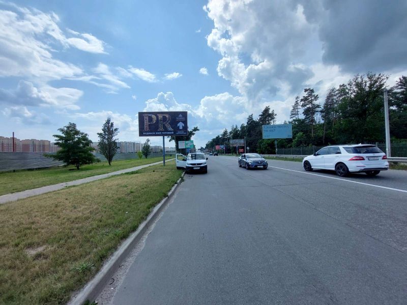 Билборд/Щит, Трассы, Київська область, вул. В. Кільцева, с. Софіївська Борщагівка, вул. Соборна, 350м за поворотом на вул. Зелена, в напрямку з Києва , сторона Б