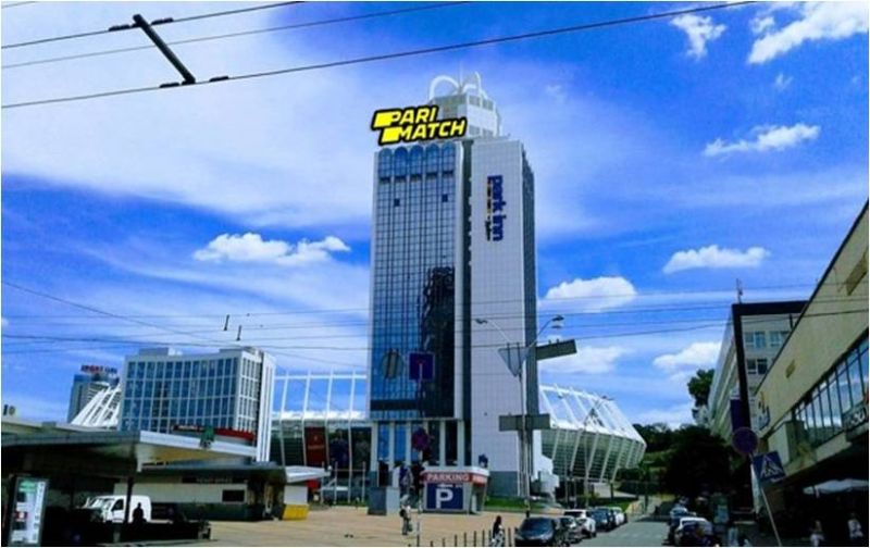 Крышная конструкция, Киев, ул. Б. Васильковская, 55