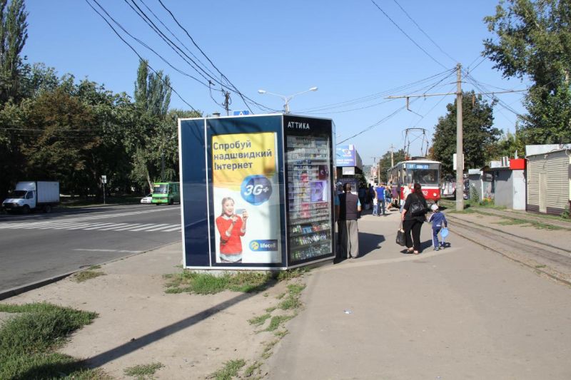 Скролл/Ситилайт, Харьков, ул. Героев Труда, 17, остановка Салтовский рынок