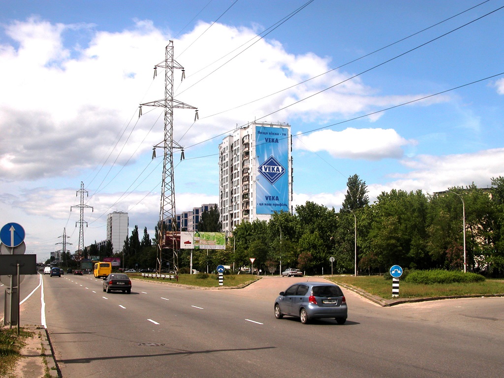 Реклама на фасадах/Брандмауэр, Киев, ул. Братиславская, 12 (сторона А)